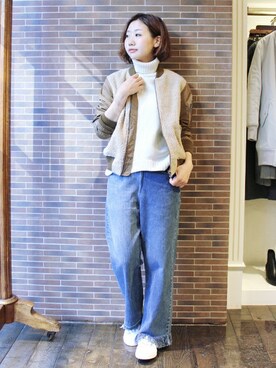 「ムートン」｜「アイテム（MA-1）」を使った、AYAKAさん（レディース・167cm）の冬コーディネート