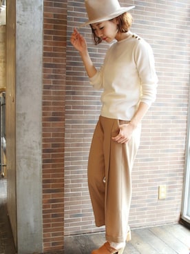 「MOHEDA TOFFELN（モヘダトフェール）のアイテム」を使った、AYAKAさん（レディース・167cm）の秋コーディネート