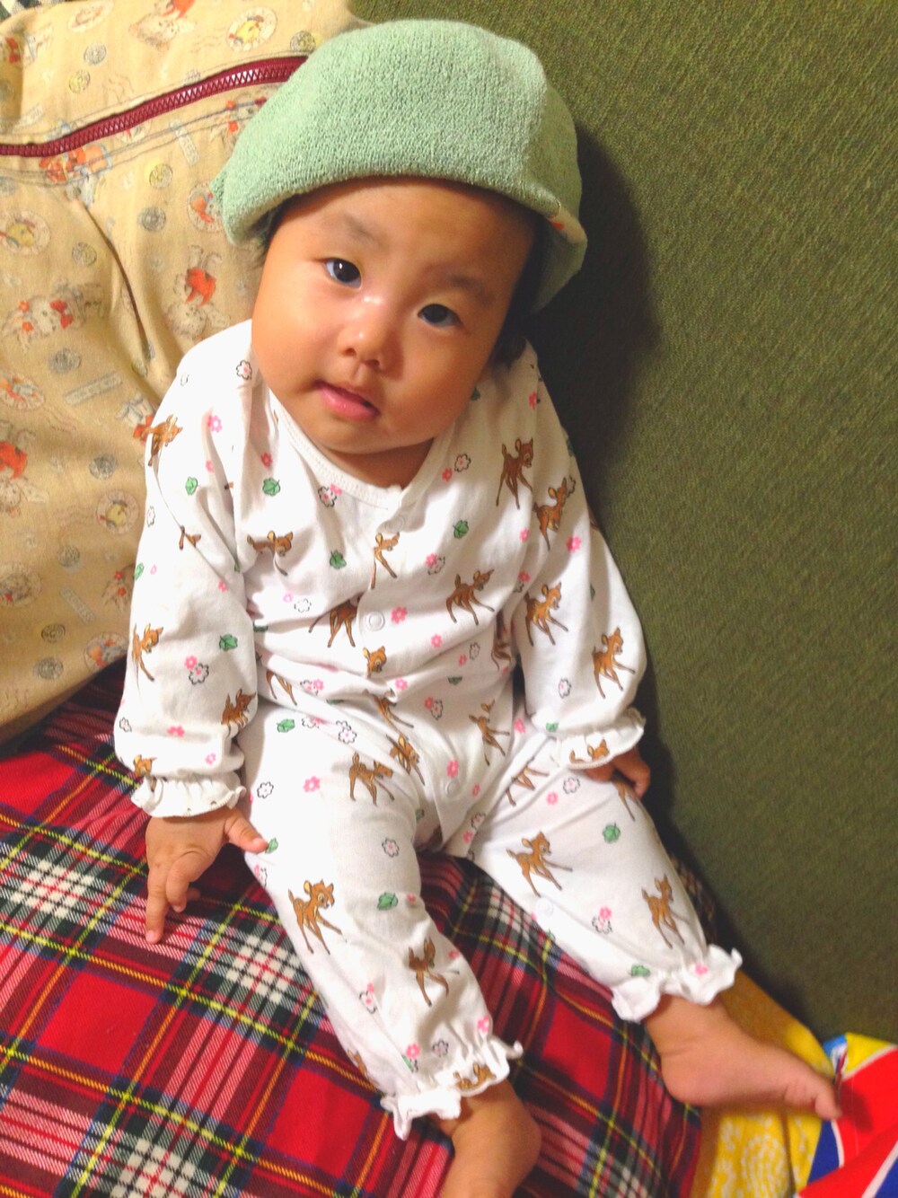 「バンビ、きのこ、4カ月、ベビー、パジャマ、帽子は来年用で大きめsize！」｜「Birthdayのキノコちゃん(^^)（ハンチング/ベレー帽、グリーン系）」を使った、kikiさん（キッズ・60cm）の秋コーディネートの1枚目の写真