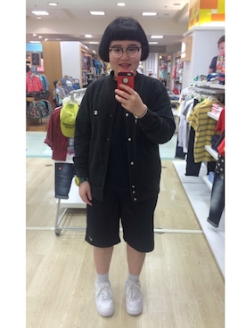 「Champion（チャンピオン）のアイテム（スタジャン）」を使った、李盈瑢さん（レディース・153cm）の春コーディネート
