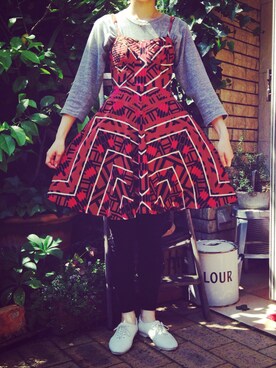 「ワンピース（チュニック、ブラウン系）」を使った、山門 美紗希さん（レディース・162cm）の春コーディネート