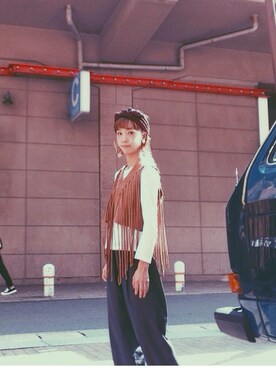 「VINTAGE（ヴィンテージ）のアイテム（ベスト、ブラウン系）」を使った、山門 美紗希さん（レディース・162cm）の秋コーディネート