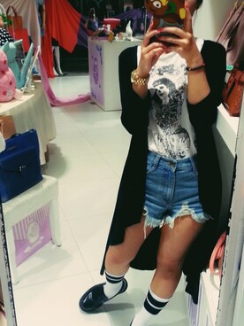 凱莉林林さんのコーディネート