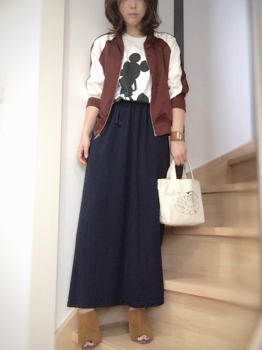 「カジュアル、ラフ、ootd、秋コーデ、UNIQLO、しまむら、スカジャン、テラコッタ、ママコーデ」｜「しまむらのアイテム（ブルゾン、ブラウン系）」を使った、とんちゃん。さん（レディース・162cm）の夏コーディネートの1枚目の写真