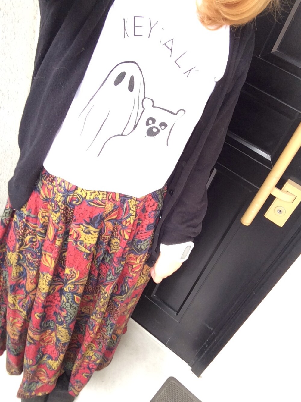 「カーディガン、古着スカート、ライブTシャツ、keytalk」｜「TSUMORI CHISATOのjourney cat! （アナログ腕時計、ホワイト系）」を使った、ちまむ・ω・)さん（レディース・155cm）の夏コーディネートの1枚目の写真