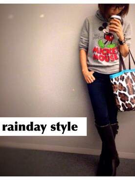 小脇美里さんのコーディネート