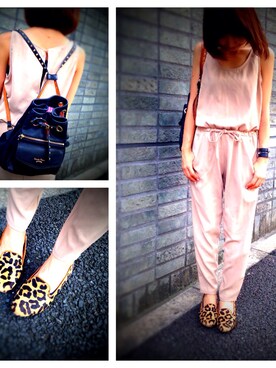 小脇美里さんのコーディネート