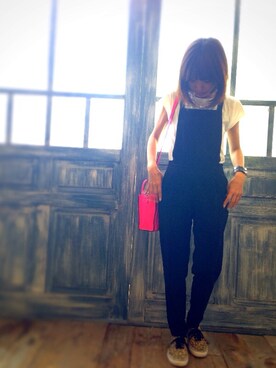 小脇美里さんのコーディネート