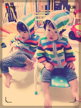 「Carter's（カーターズ）のアイテム（パーカー）」を使った、みつみつごさん（キッズ・80cm）の秋コーディネート