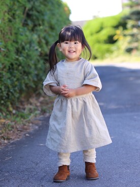 「Handmade（ハンドメイド）のアイテム（ワンピース/ドレス、ベージュ系）」を使った、RICOMARUさん（キッズ・90cm）の秋コーディネート