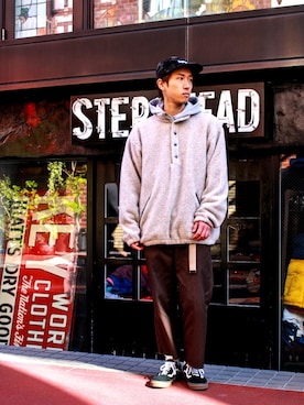 「Dickies（ディッキーズ）のアイテム（その他パンツ）」を使った、林 大樹 PERCUTさん（メンズ・170cm）の冬コーディネート