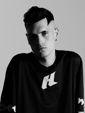 HAZZさんのコーディネート