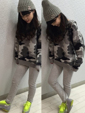 「アイテム（バックパック/リュック、シルバー系）」を使った、a.n.さん（レディース・160cm）の秋コーディネート