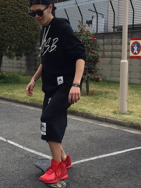「アイテム（バングル/リストバンド）」を使った、SHOHEIさん（メンズ・180cm・20代）の春コーディネート
