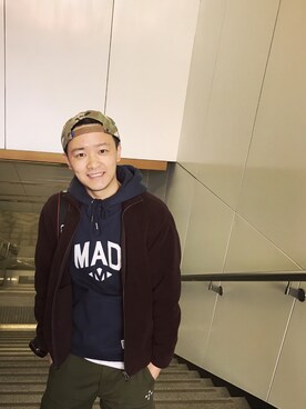 「MADNESSのアイテム（帽子）」を使った、ywddcさん（メンズ・173cm）の冬コーディネート