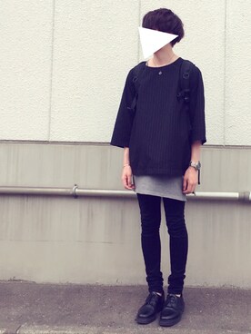 「アイテム（バングル/リストバンド）」を使った、石井ケエさん（メンズ・168cm・20代）の春コーディネート