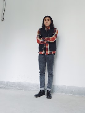 「red」｜「アイテム（ダウンベスト）」を使った、CHAPCHIMSIさん（メンズ・178cm）の冬コーディネート