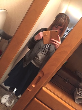 「URBAN RESEARCH（アーバンリサーチ）のアイテム（デニムスカート）」を使った、柚木 若葉さん（レディース・150cm）の冬コーディネート