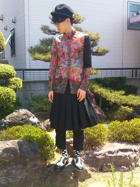 「COMME des GARCONS HOMME PLUS（コムデギャルソンオムプリュス）のハッチング アニメ柄ブラウス（シャツ/ブラウス、その他）」を使った、じーこむさん（メンズ・177cm）の春コーディネート