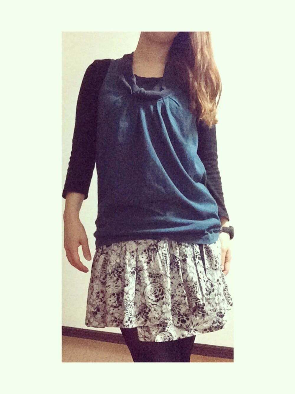 「古着、コンバース、CONVERS、Dries Van Noten」｜「CONVERSEのCONVERSE CVS ALL STAR HI（スニーカー、ホワイト系）」を使った、mikuさん（レディース・150cm）の夏コーディネートの1枚目の写真