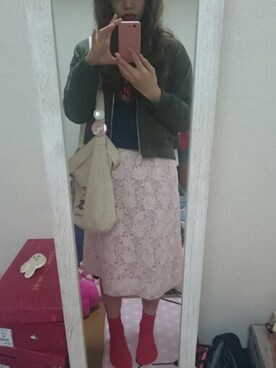 「earth music&ecology（アースミュージックアンドエコロジー）のアイテム（MA-1）」を使った、harapeko3さん（レディース・159cm）の春コーディネート