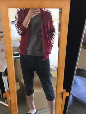 「アイテム（ジャージ、レッド系）」を使った、Naoki Okayamaさん（メンズ・186cm）の秋コーディネート