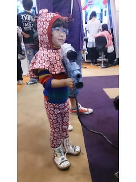 「BOOFOOWOO」｜「アイテム（ポンチョ）」を使った、touma_mamaさん（キッズ・100cm）の春コーディネート