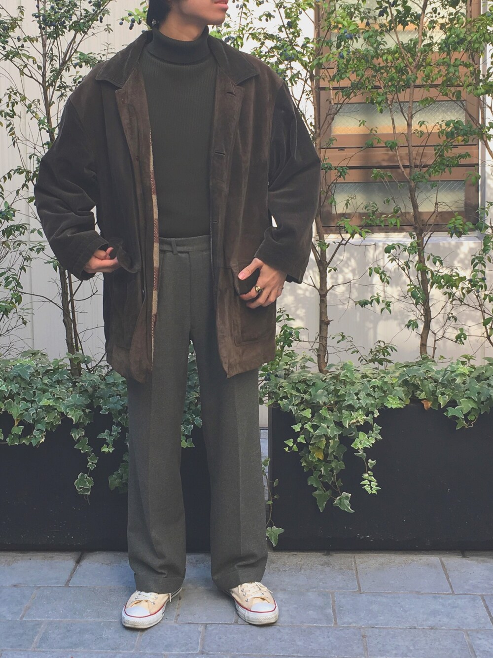 「冬、オトナカジュアル、古着、used、ootd、ニット、コンバース、ペンドルトン、スラックス、ワイドパンツ」｜「PENDLETONのアイテム（ニット/セーター、グリーン系）」を使った、あひるさん（メンズ・175cm）の秋コーディネートの1枚目の写真