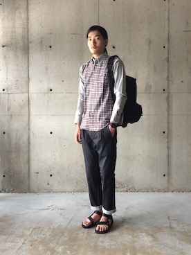 「黒リュック」｜「アイテム（サンダル）」を使った、daikiさん（メンズ・180cm）の夏コーディネート