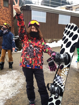 「アイテム（アナログ腕時計、ピンク系）」を使った、mocatinさん（レディース・161cm）の冬コーディネート