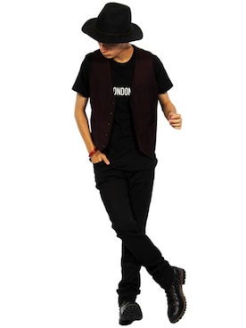 「アイテム（ベスト、レッド系）」を使った、8(eight)さん（メンズ・175cm）の夏コーディネート