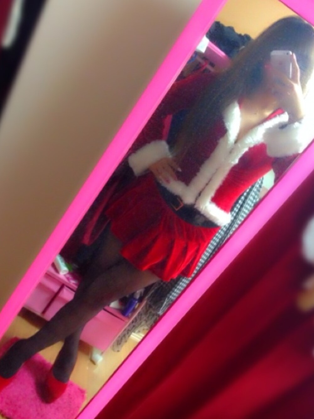 「riendaのアイテム（その他、レッド系）」を使った、kumiさん（メンズ・166cm）の冬コーディネートの1枚目の写真