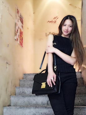 Yumi Liuさんのコーディネート