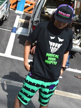 「MAGICAL MOSH MISFITS（マジカルモッシュミスフィッツ）のアイテム（パンツ）」を使った、S・I・S（非公式）さん（メンズ・180cm）の夏コーディネート