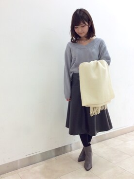 「アイテム（ストール/ショール）」を使った、rossokawaramachiさん（レディース・157cm）の秋コーディネート