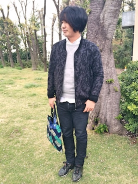 「SHAREEF（シャリーフ）のアイテム（ブルゾン）」を使った、HirôtaKa_sTさん（メンズ・171cm）の春コーディネート