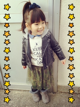 「こども ビームス（コドモビームス）のアイテム（スウェット）」を使った、IONAさん（キッズ・100cm）の冬コーディネート