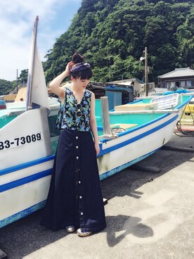 Yumiko Maruoka使用「AULA AILA（70’S DENIM MAXI SKIRT）」的時尚穿搭