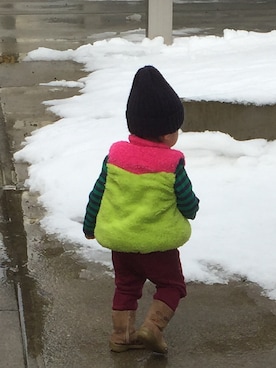 「アイテム（ベスト、パープル系）」を使った、raiさん（キッズ・90cm）の冬コーディネート