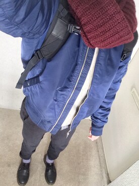 「クロップドパンツ」｜るるるさん（メンズ・169cm）の冬コーディネート