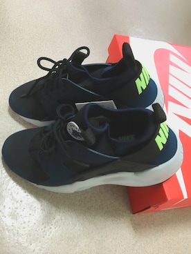 「Nike air huarache」｜るるるさん（メンズ・169cm）の秋コーディネート