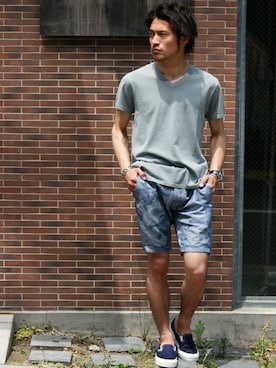 「Journal Standard TRISECT（トライセクト）のアイテム」を使った、JOURNAL STANDARD 表参道 スタッフさん（メンズ・175cm）の春コーディネート