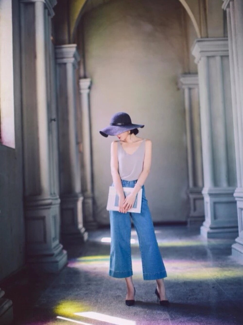 JIMMY CHOO（ジミーチュウ）の「Jimmy Choo Willis Suede Half d
