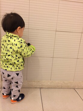 「アイテム（ナイロンジャケット）」を使った、＊57さん（キッズ・80cm）の秋コーディネート