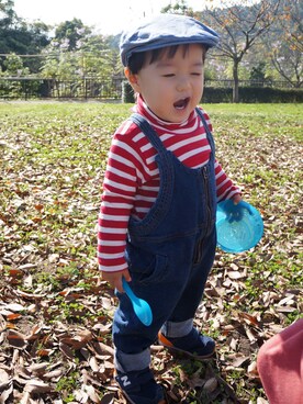 「韓国子供服のアイテム（オールインワン・サロペット、ブルー系）」を使った、＊57さん（キッズ・90cm）の秋コーディネート
