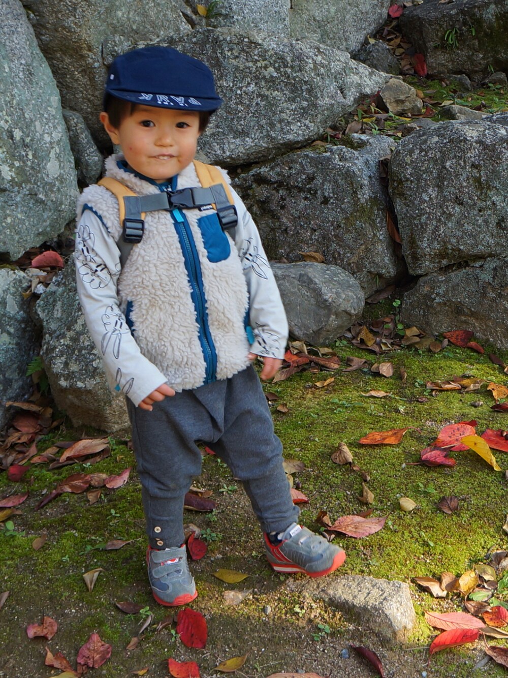 「パタゴニア、パタゴニアベスト、patagonia、ZARA、bobochoses、ボボショセス」｜「patagoniaのアイテム（ダウンベスト、ホワイト系）」を使った、＊57さん（キッズ・90cm）の秋コーディネートの1枚目の写真
