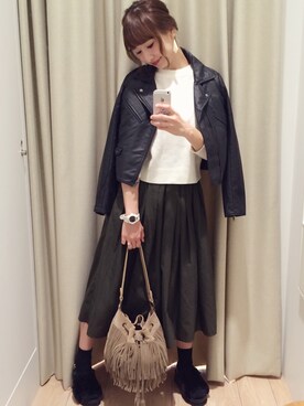 「ローリーズファーム(LOWRYS FARM)」｜「アイテム（ライダースジャケット）」を使った、momさん（レディース・163cm）の秋コーディネート