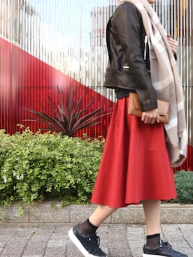 「アイテム（財布）」を使った、chicaさん（レディース・165cm）の秋コーディネート