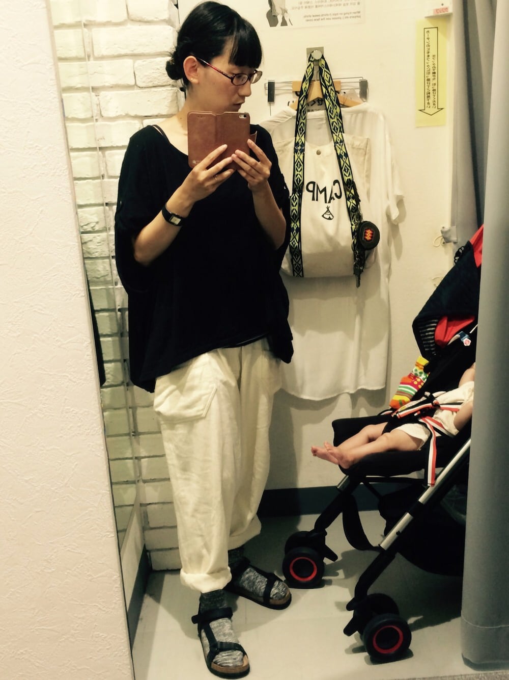 「ちょっとそこまでのお出かけ、4カ月」｜「チャイハネの【チャイハネ】シンプルMEN'Sサルエルパンツ（その他パンツ、ホワイト系）」を使った、たかいずみっとさん（レディース・158cm）の夏コーディネートの1枚目の写真