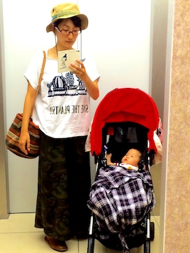 「チャイハネ（チャイハネ）のアイテム（バッグ）」を使った、たかいずみっとさん（レディース・158cm）の夏コーディネート